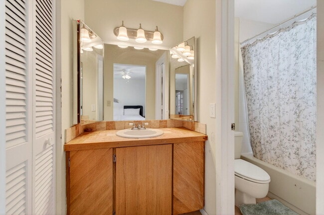 Building Photo - 22380 Pineapple Walk Dr