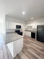 Building Photo - 5351 Nolen