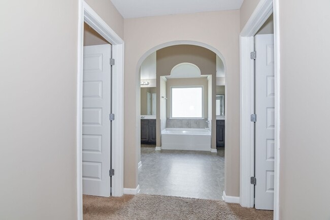 Building Photo - 5403 Hadwin Ct