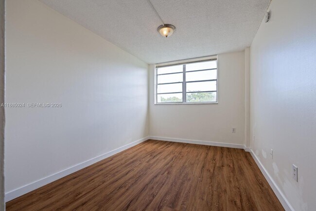 Building Photo - 14180 SW 84th St