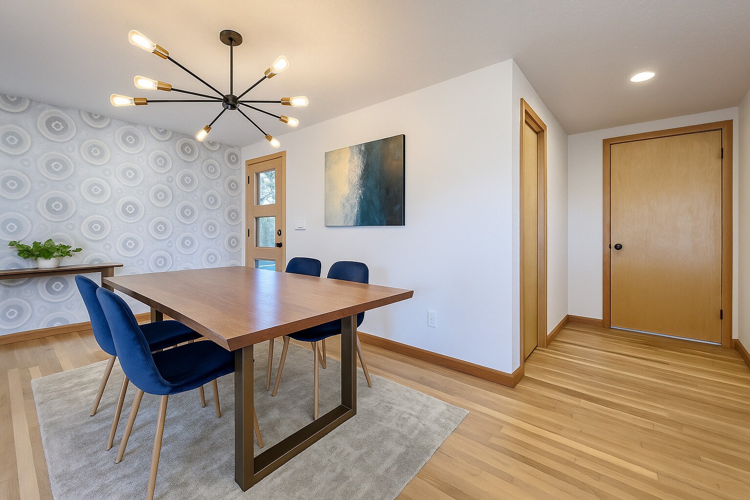 Building Photo - 3909 W Normandie Dr