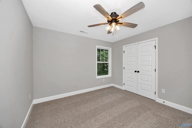Building Photo - 1711 Golf Club Ln NW
