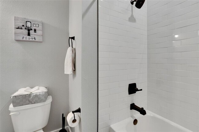 Building Photo - 3002 E 38th Ave