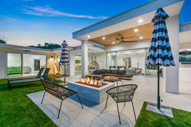 Building Photo - 72827 Bursera Way