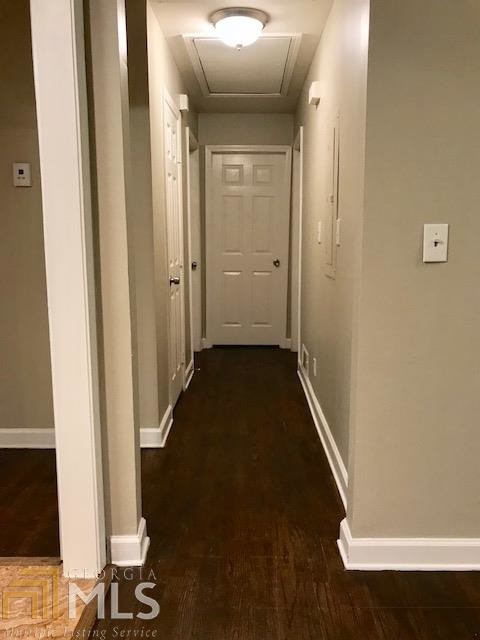 Building Photo - 1960 W Kimberly Rd SW