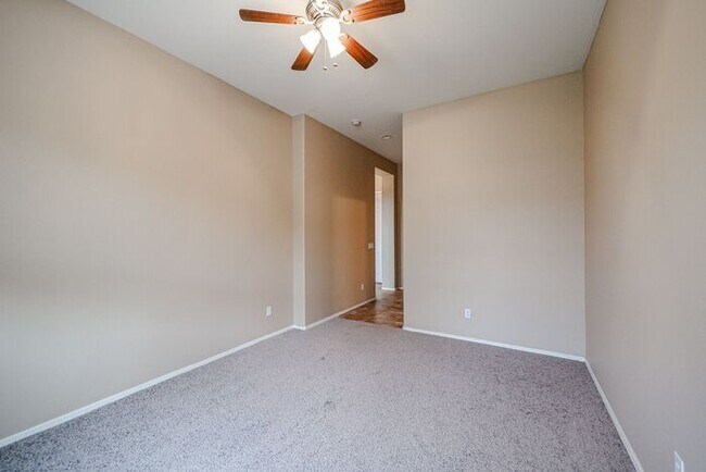 Building Photo - COMING SOON !! Spacious 4 Bed, 2.5 Bath 2 Story Home in Shadow Ridge Community/ Chandler