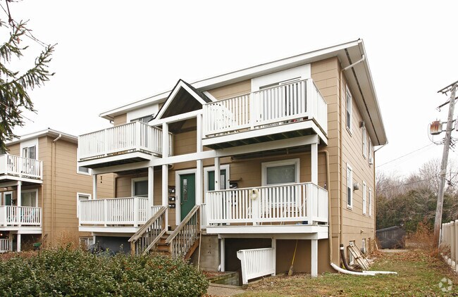 Primary Photo - Cedar Park Apartments