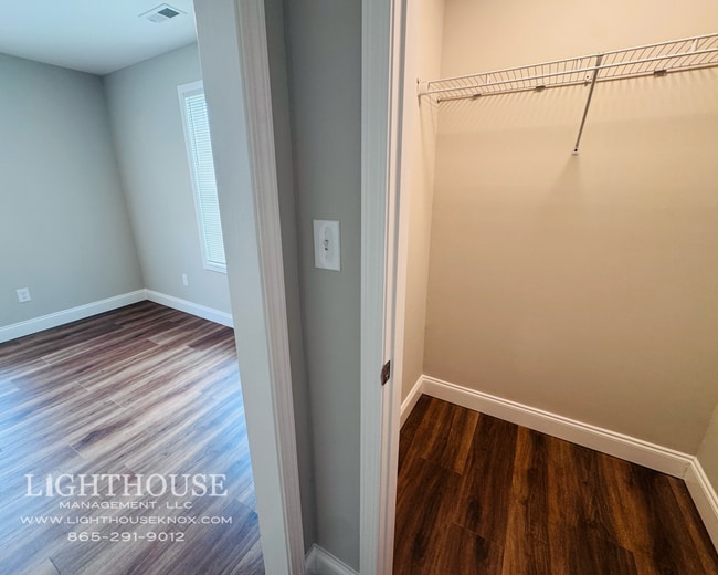Building Photo - Charming 3-bedroom house in Halls!