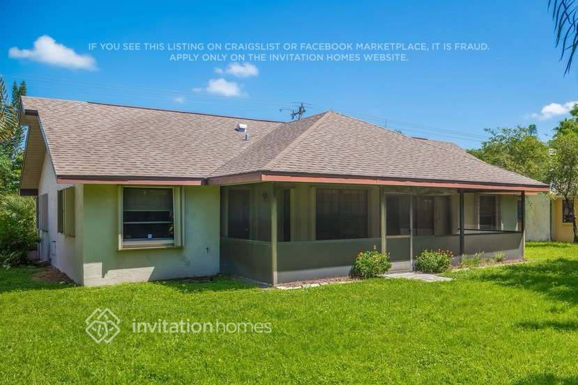 Building Photo - 2212 Viscaya Pkwy