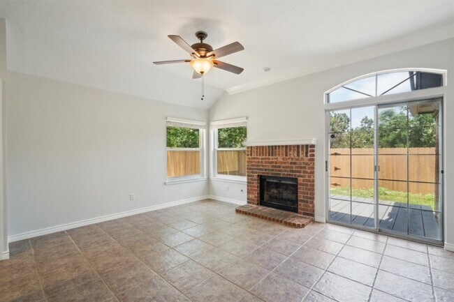 Building Photo - 8002 Manx Dr