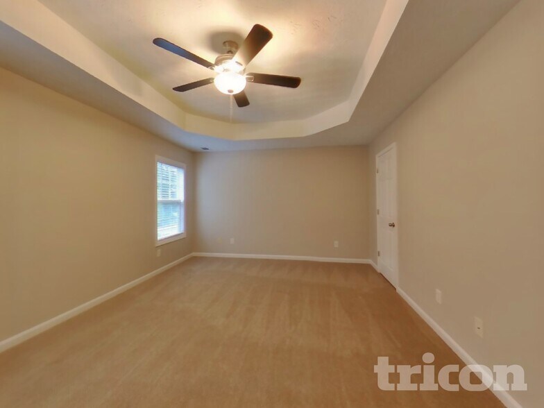 Building Photo - 338 Shadowbrooke Cir SW
