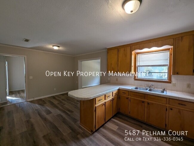 Building Photo - 5487 Pelham Ct