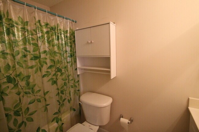 Building Photo - 1555 Tiana Way