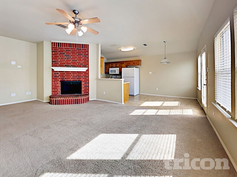 Building Photo - 7228 Retriever Ln