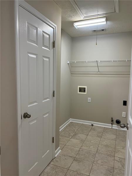 Building Photo - 1348 Woodcutt Pl