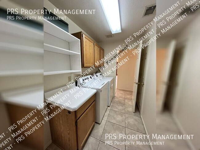 Building Photo - 3809 E Desert Flower Ln