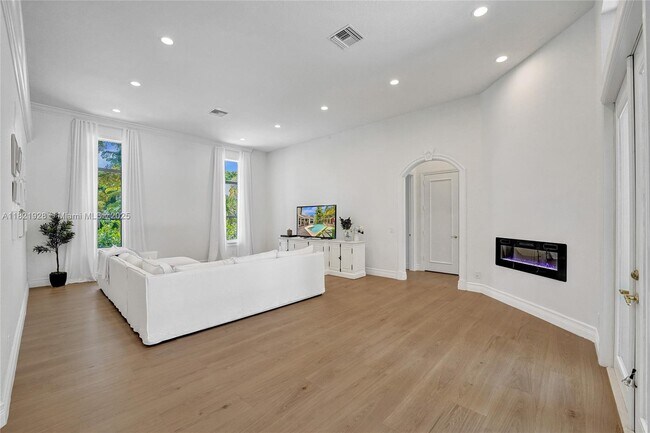 Building Photo - 2474 Provence Cir