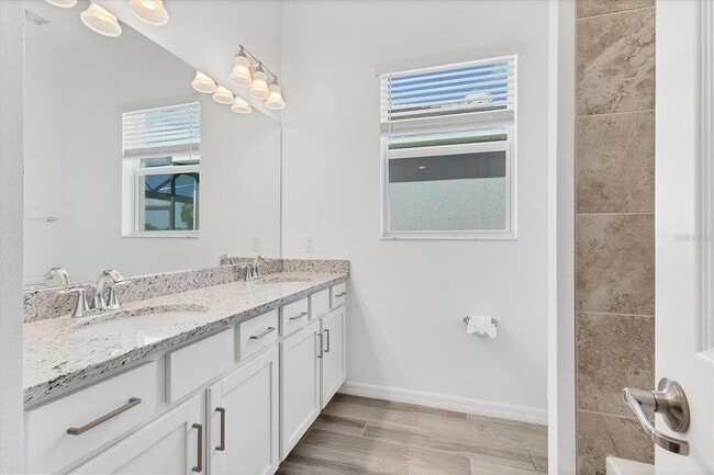 Building Photo - 25246 Keygrass Ct