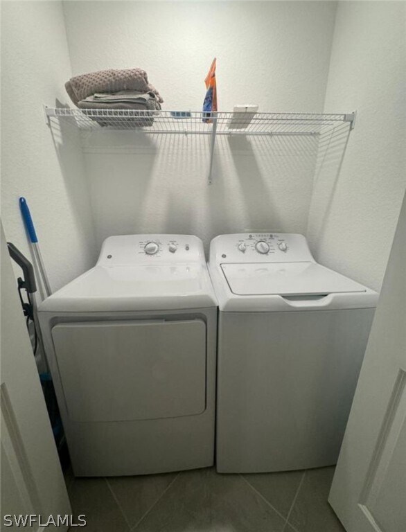 Building Photo - 12180 Wellen Golf St