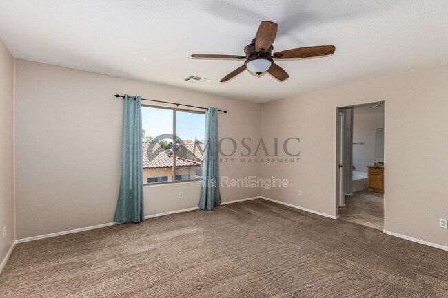 Building Photo - 2737 E La Costa Dr