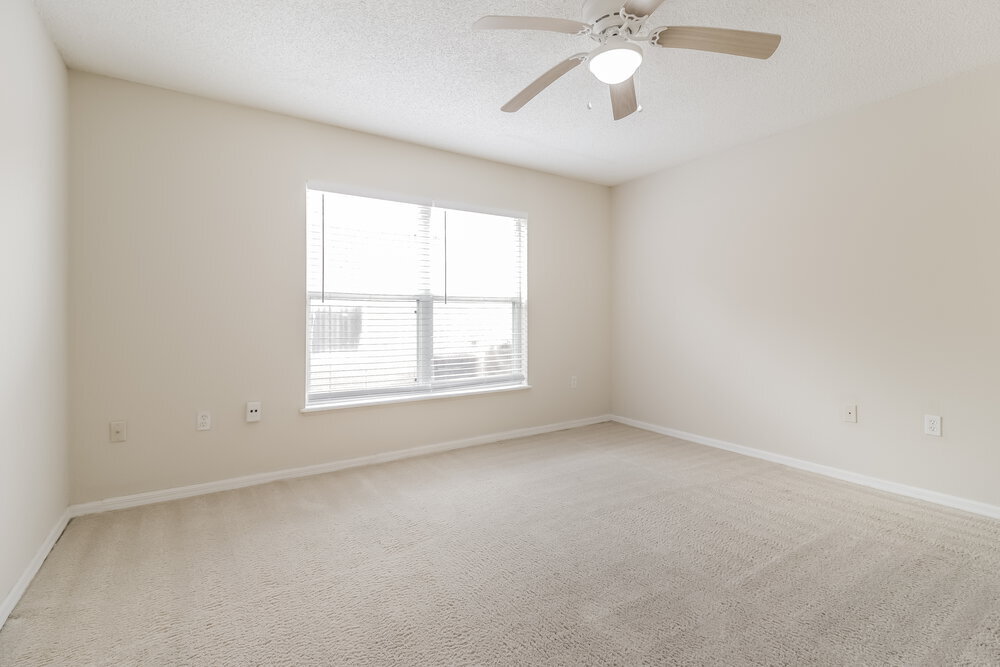 Building Photo - 12466 Woodbury Cove Dr