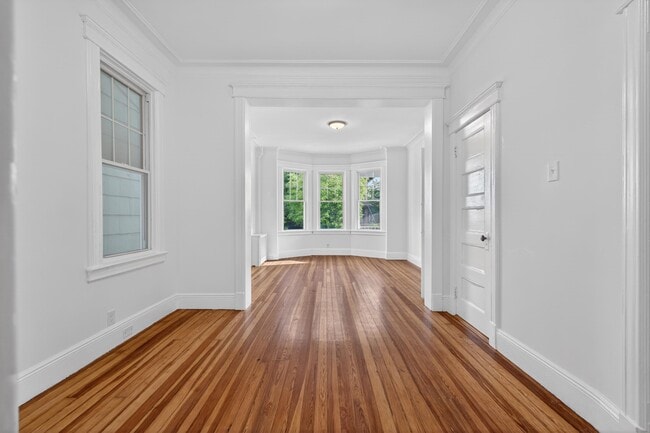 Building Photo - 42 Duer Pl