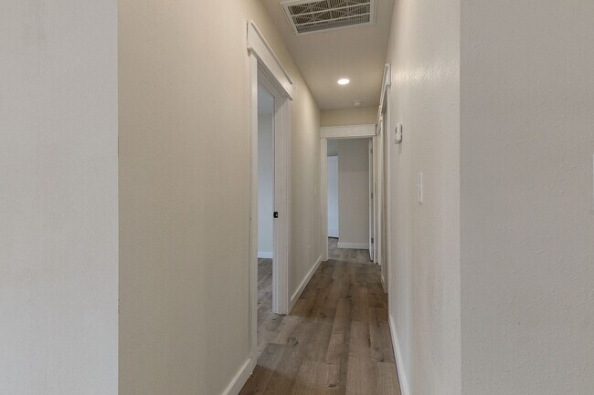 Building Photo - BRAND NEW 3 Bedroom | 2 Bathroom | 2 Car Garage HOME -- 1400 sqft, PETS WELCOME!