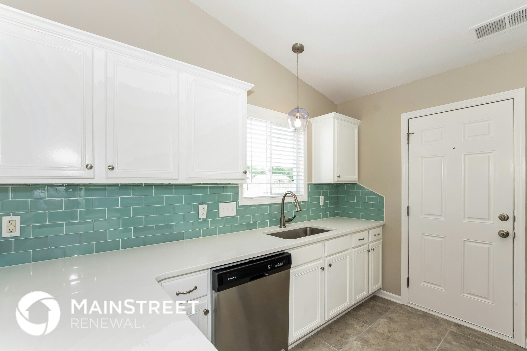 Building Photo - 3019 Great Falls Dr