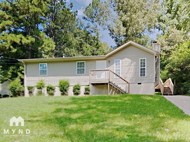 Building Photo - 612 15th Ct NW