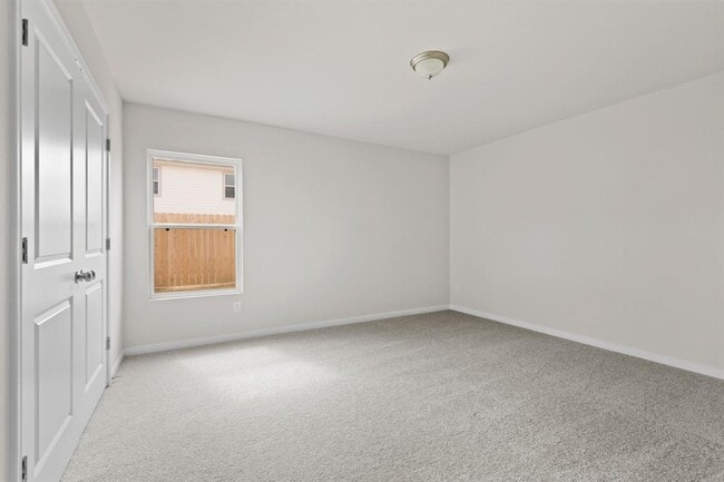 Building Photo - 15560 Taylor Crst Dr