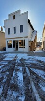 Building Photo - 105 1/2 W 2nd St