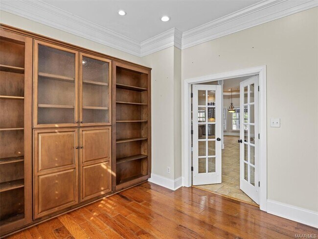 Building Photo - 3900 Turning Leaf Loop