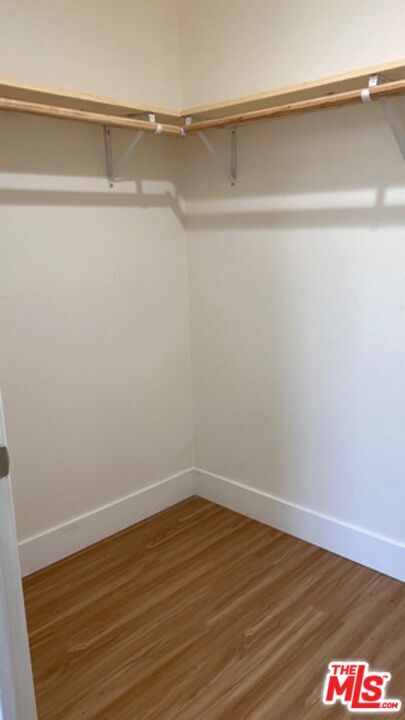 Building Photo - 5856 Arlington Ave