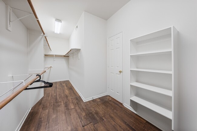 Building Photo - 6518 Portuguese Bend Dr