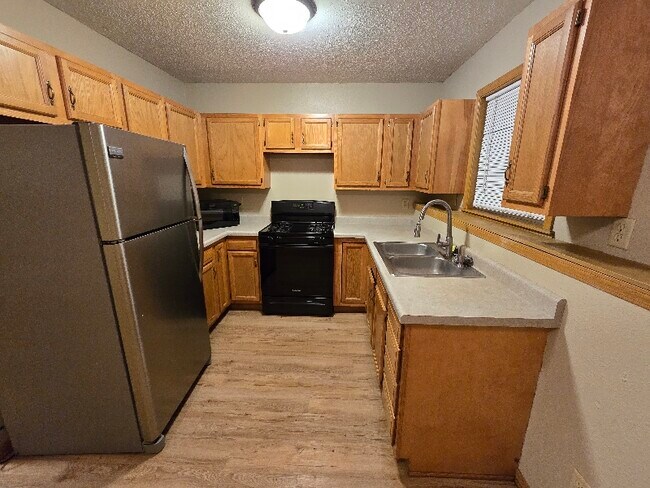 Building Photo - 1113 2nd Ave