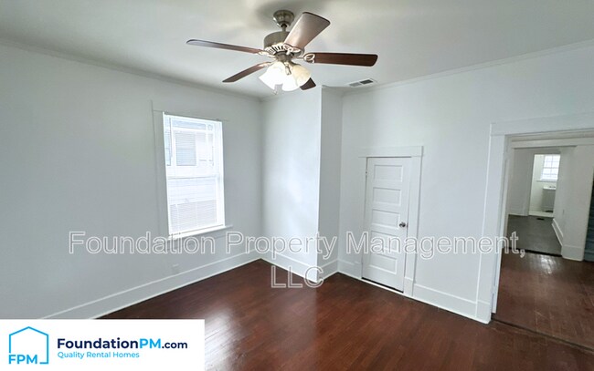 Building Photo - 1492 Faxon Ave