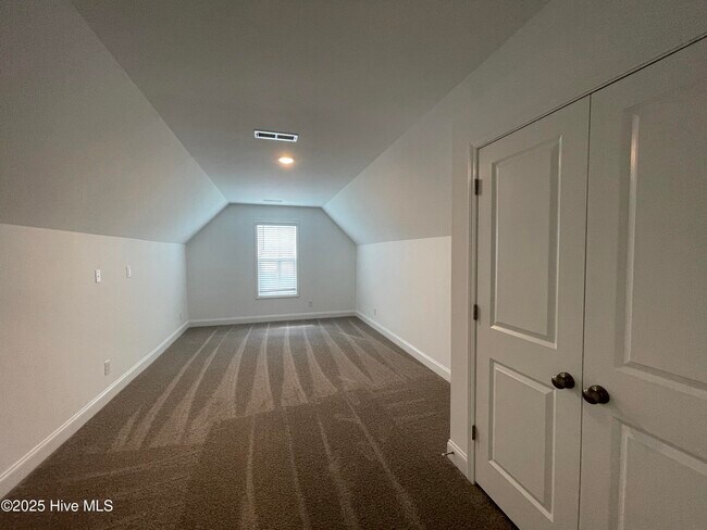 Building Photo - 637 Watauga Ln