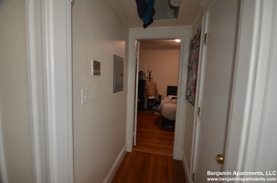 Building Photo - 1161 Boylston St