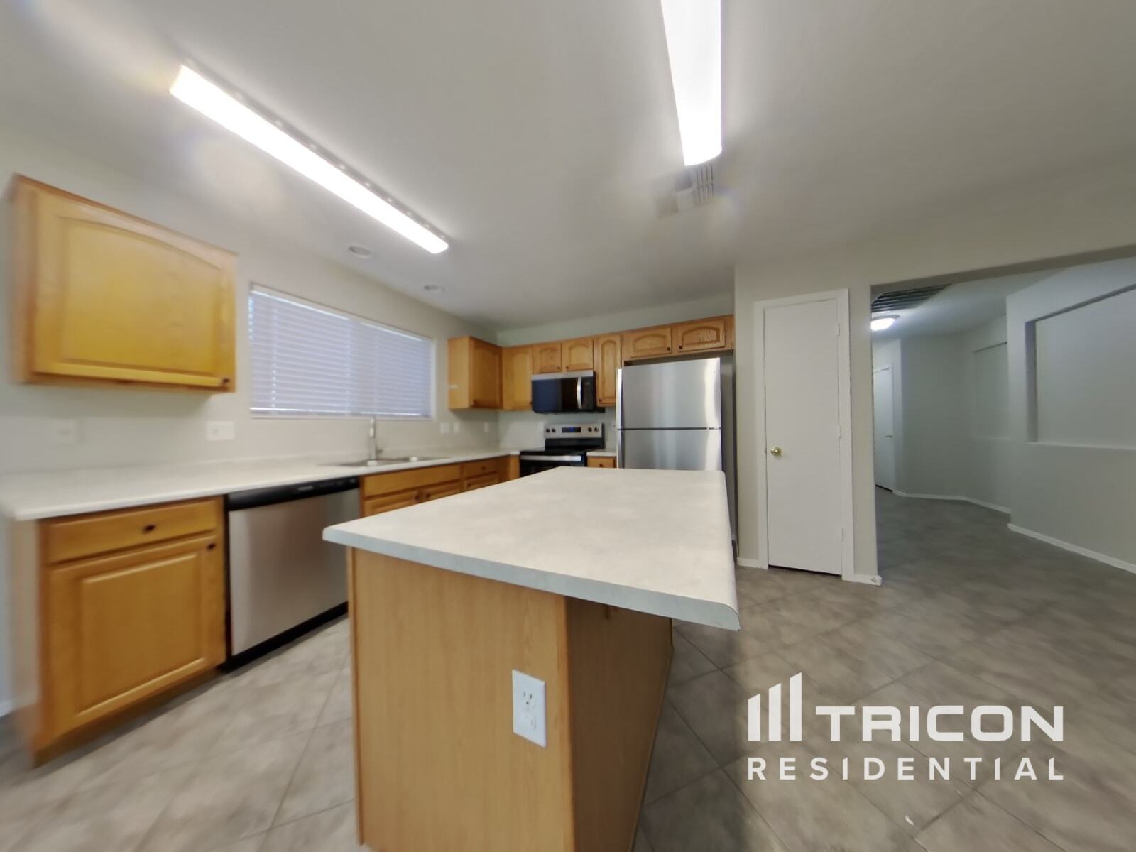 Building Photo - 2047 W San Tan Hills Dr