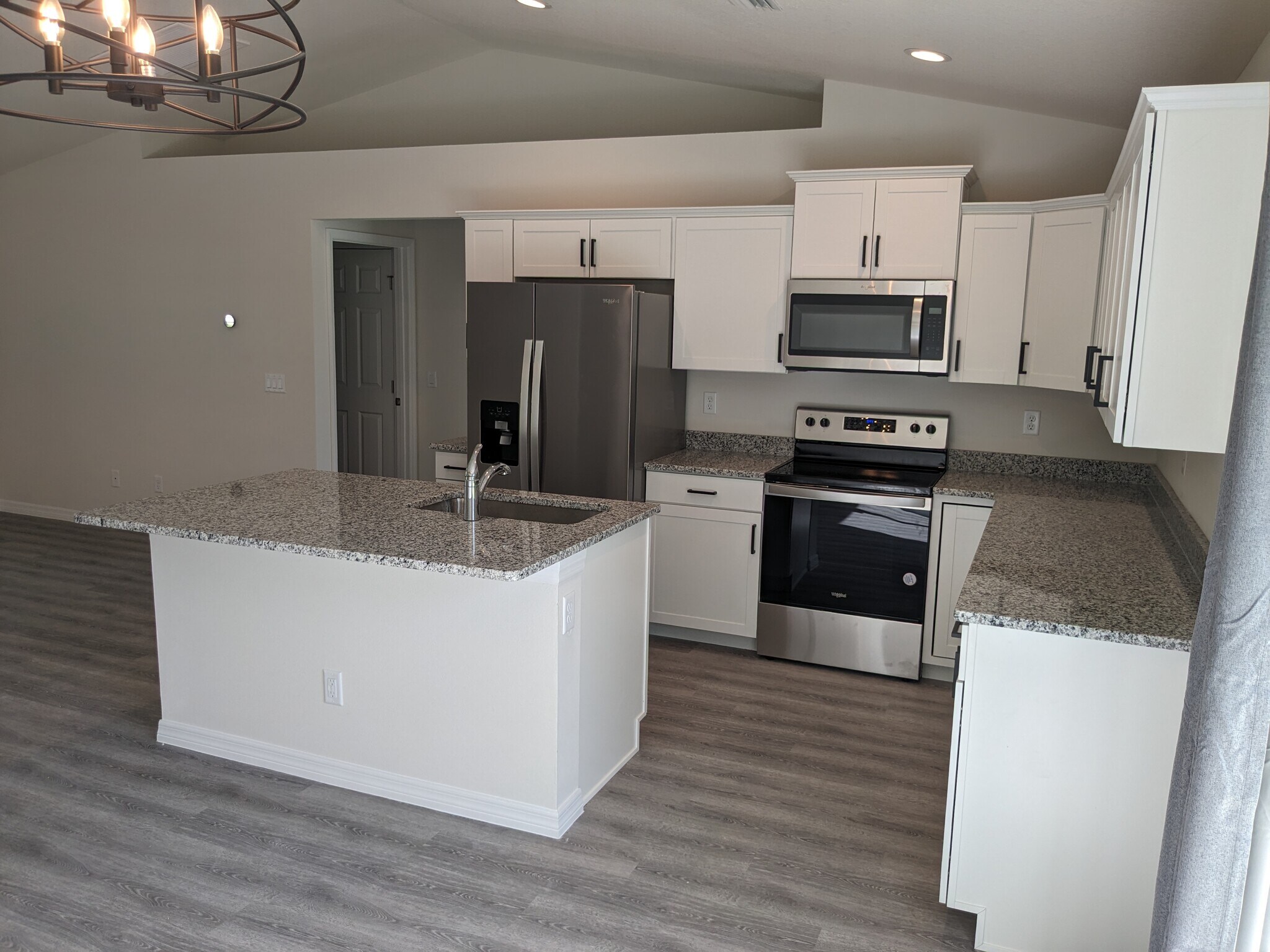 Building Photo - 5837 Babian Rd