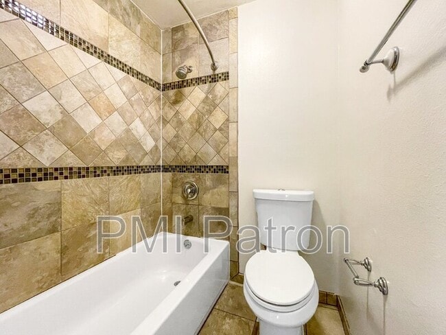 Building Photo - 11802 Los Alisos Cir