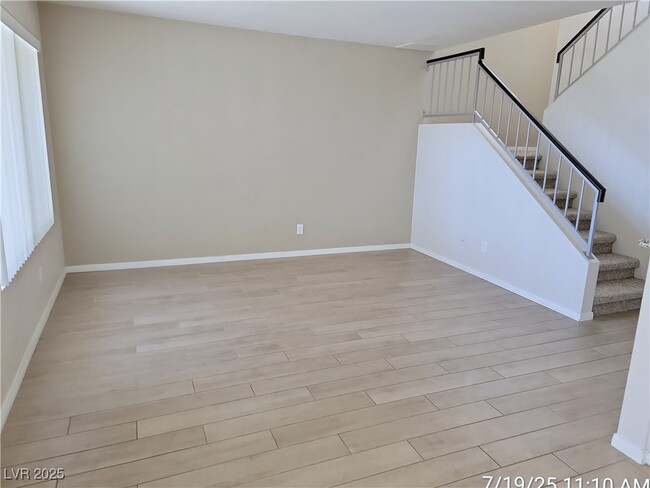 Building Photo - 1803 Plum Ct