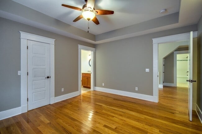 Building Photo - 5106 Indiana Ave