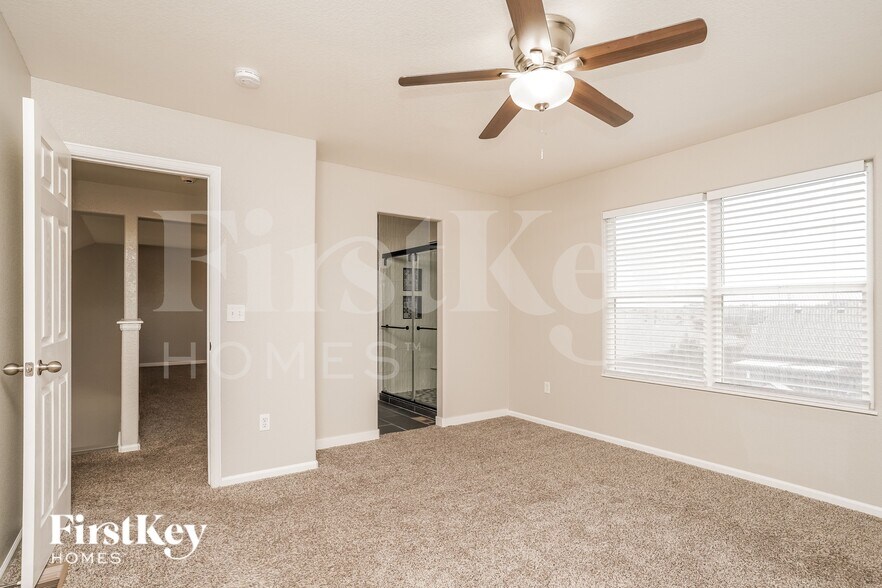 Building Photo - 6983 Sierra Meadows Dr