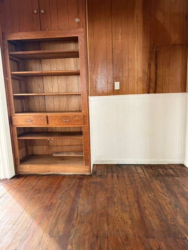 Building Photo - 2210 18th St