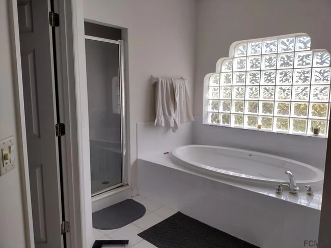 Building Photo - 12 Zorlou Ct