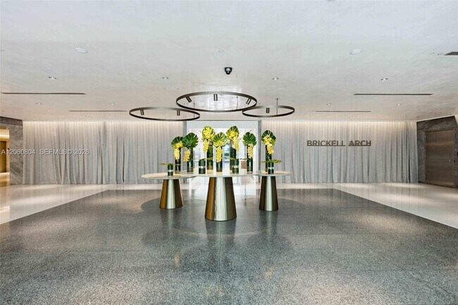 Building Photo - 1395 Brickell Ave