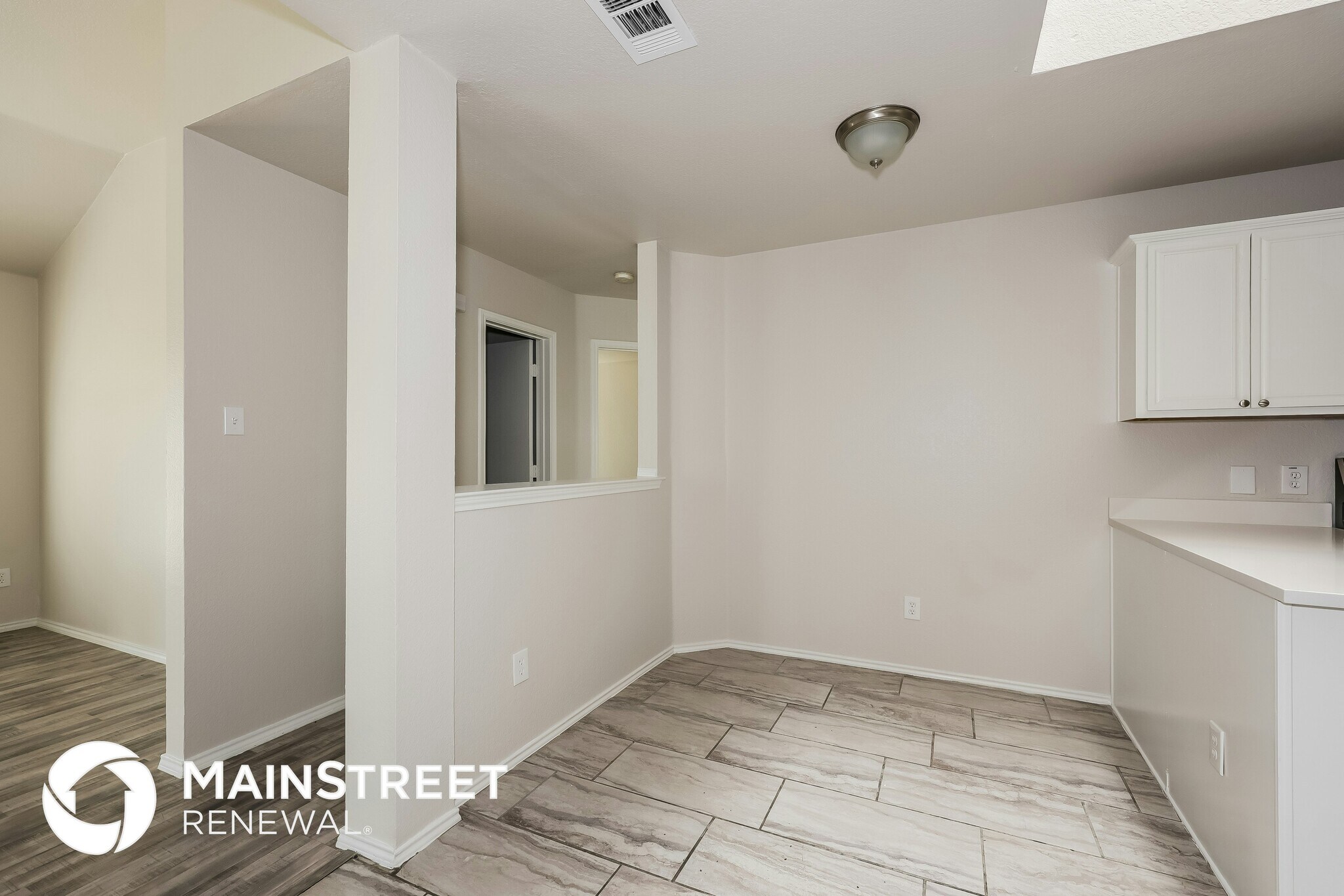 Building Photo - 204 Meadowbrooke Dr