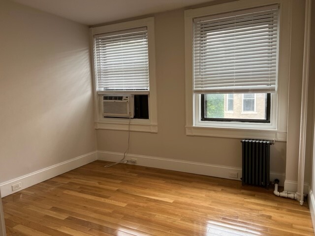 Building Photo - 14 Westland Ave