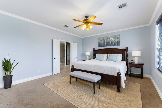 Building Photo - 25327 Oak Knot Dr